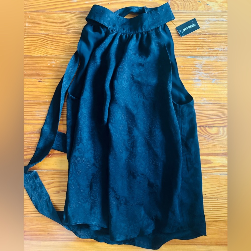 EXPRESS Women’s Shirt